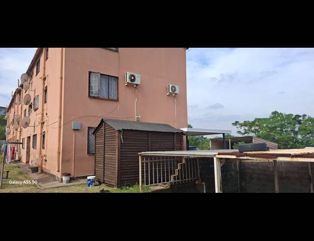 2 BEDROOM APARTMENT FOR SALE IN RYDALVALE